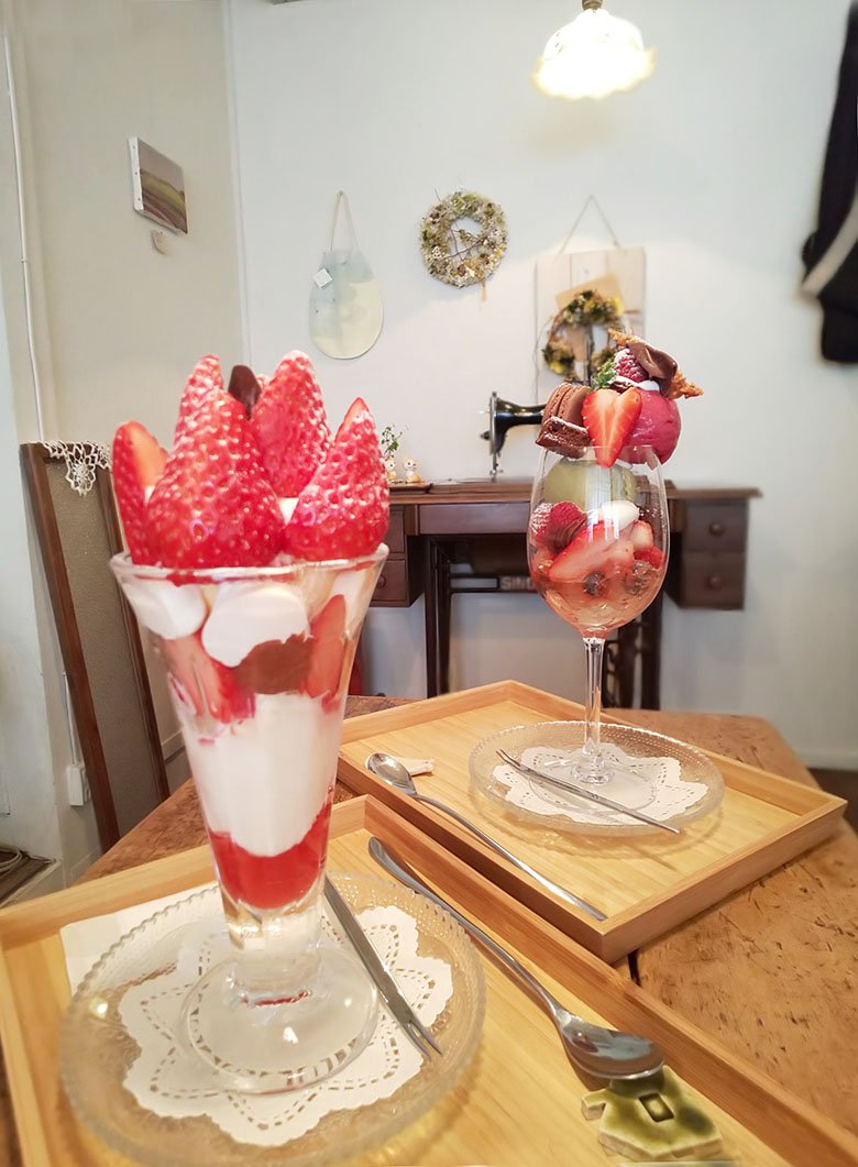 バレンタインパフェと季節のいちごパフェを求め…!名古屋市天白区・八事の人気カフェ「夏空natsu-sora 」さんへ。