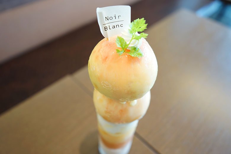 桃ダブルにもできる♪千種区のケーキ屋さん「Noir/Blanc(ノワールブラン)」 の白桃パフェ！