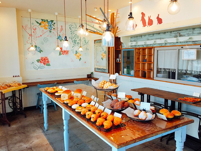 北区にある可愛らしいパン屋さん「EASTER BUNNY(イースターバニー)」。国産小麦を100%使った安心の無添加パンです!