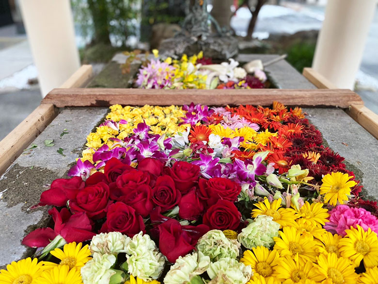華やかな“花手水”に出会えるかも!名古屋市北区の神社『上飯田六所宮(ろくしょぐう)』