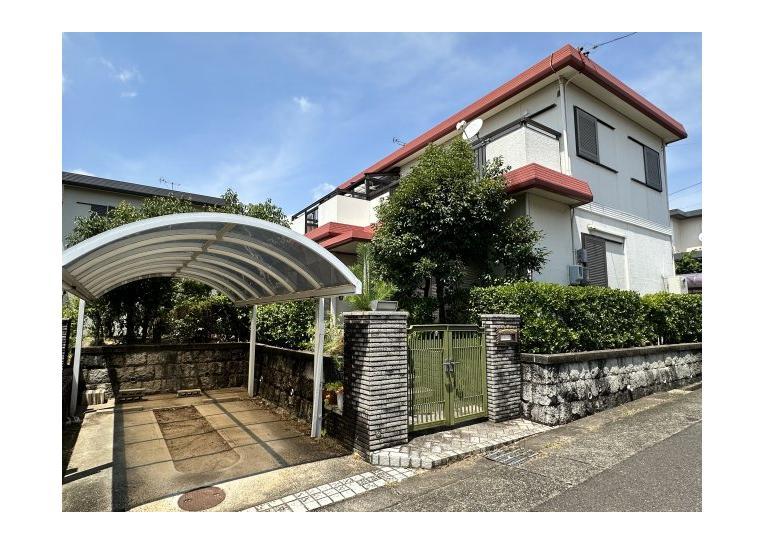 緑区梅里貸家の外観