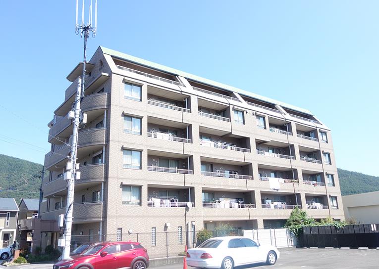 キャッスルハイツ長良井田Ⅳ 502号の外観