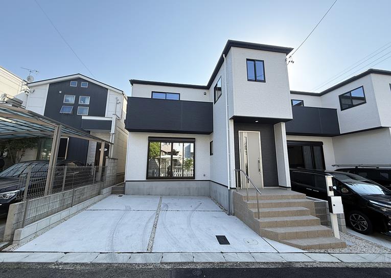 尾張旭市大塚町戸建の外観