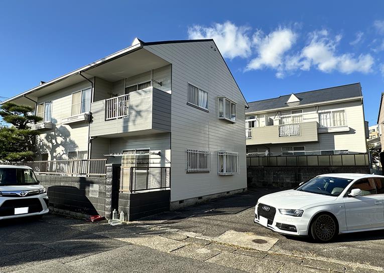 コーポウィズワルツの外観