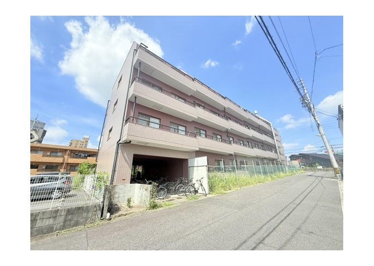 ドーミー赤池の外観