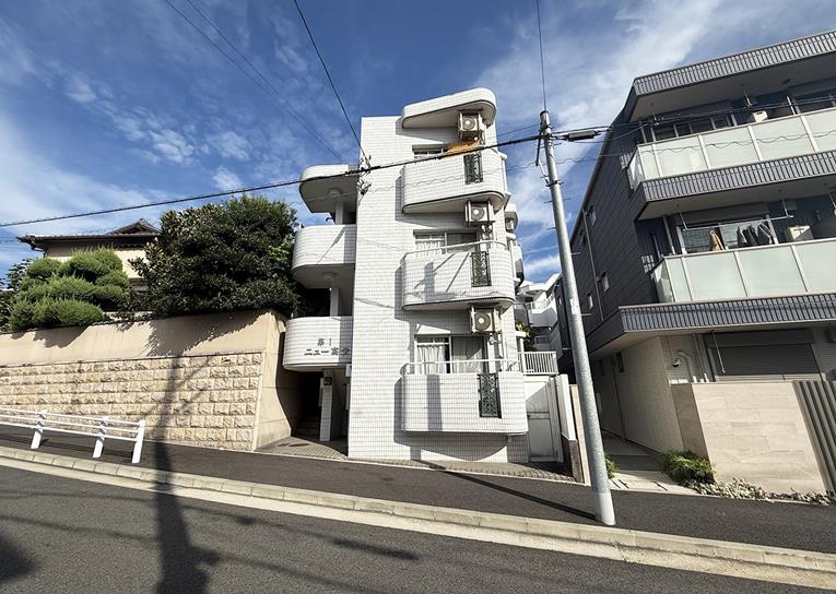 ニュー高貴の外観