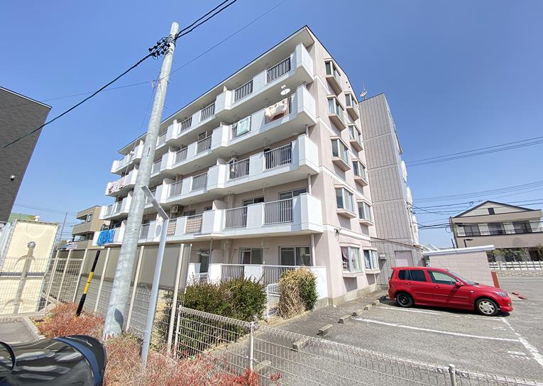 パールスクエアの外観