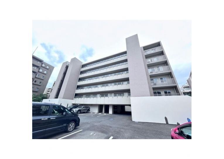 東山公園レジデンスの外観