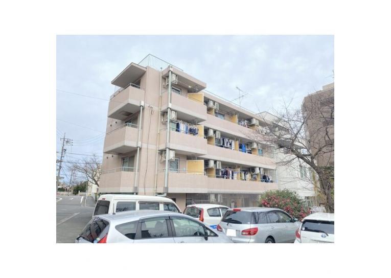 スペースイン金山の外観