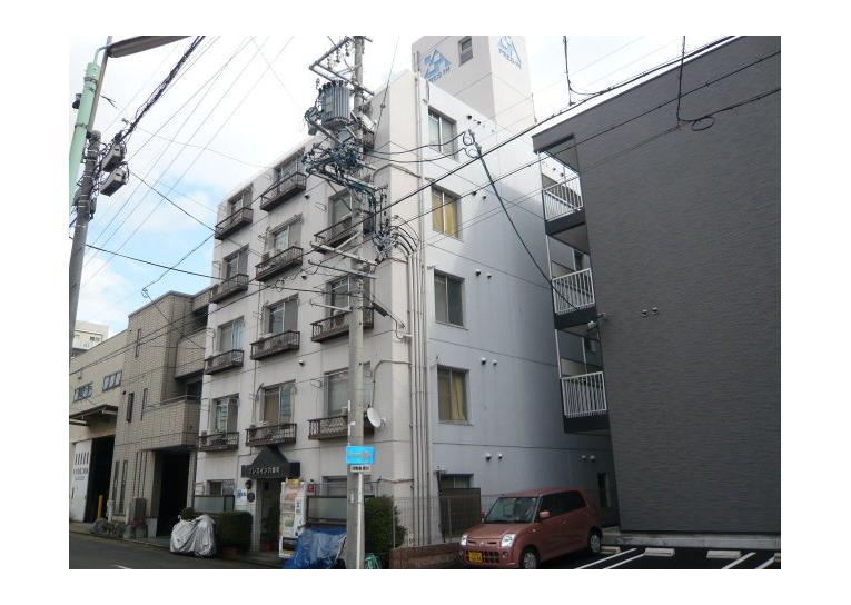 プレスイン六番町の外観