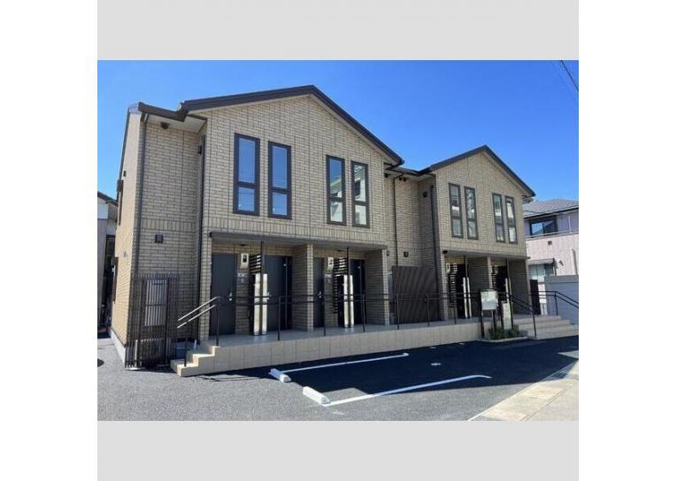 Living 西岡崎の外観