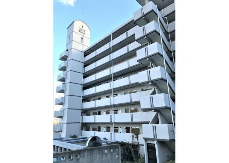 アリア32レジデンスの外観