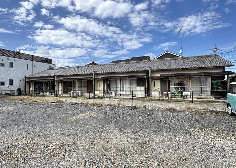 六軒家町５丁目借家の外観