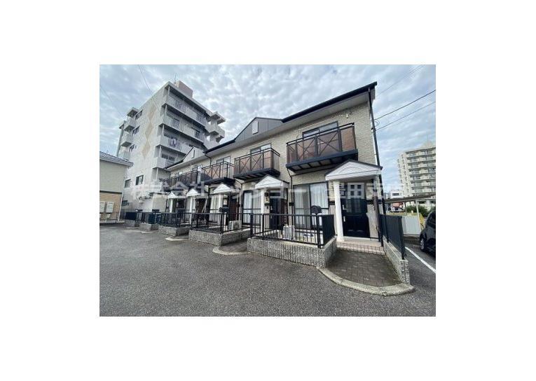 神田コーラスの外観