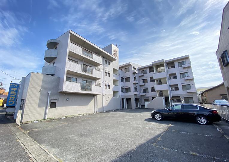 東綜ハンズマンション丹陽の外観