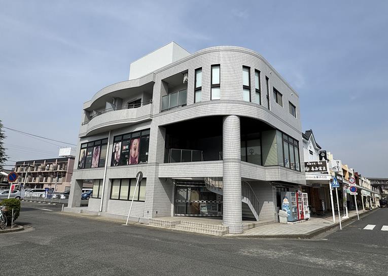 ミヨシビルの外観