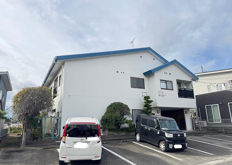 イコアスの外観