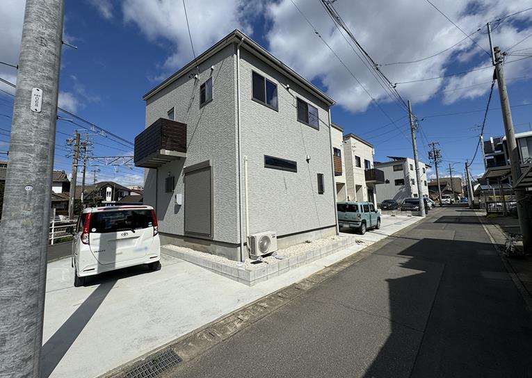 古知野町杉山貸家 B棟の外観