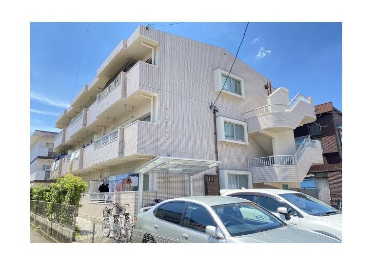 サンハイツカワイの外観