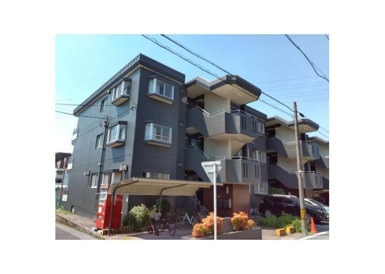 大島ビル城下の外観