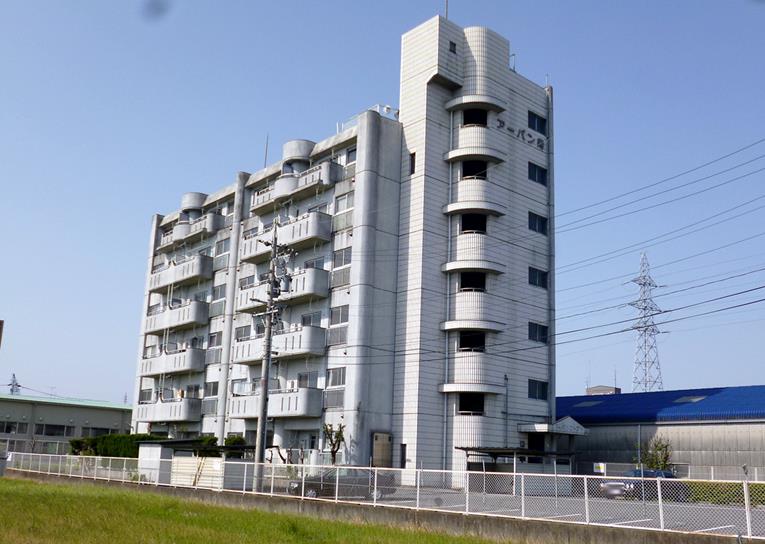 アーバン寿の外観