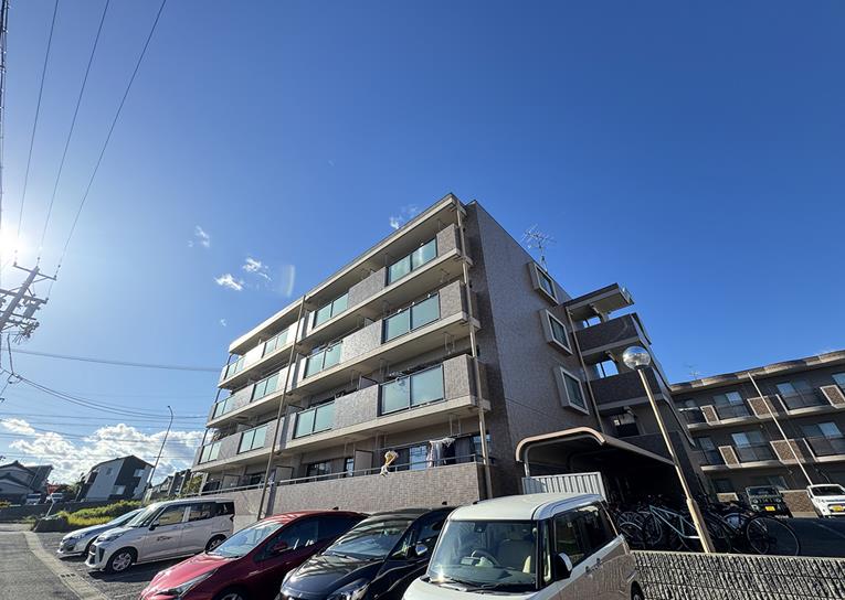 ヴェルドミール中根の外観