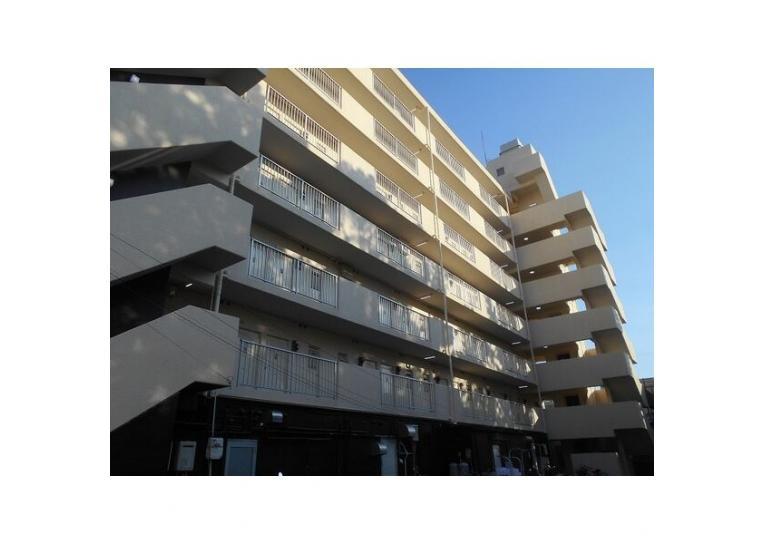 ビラ三秀神明の外観