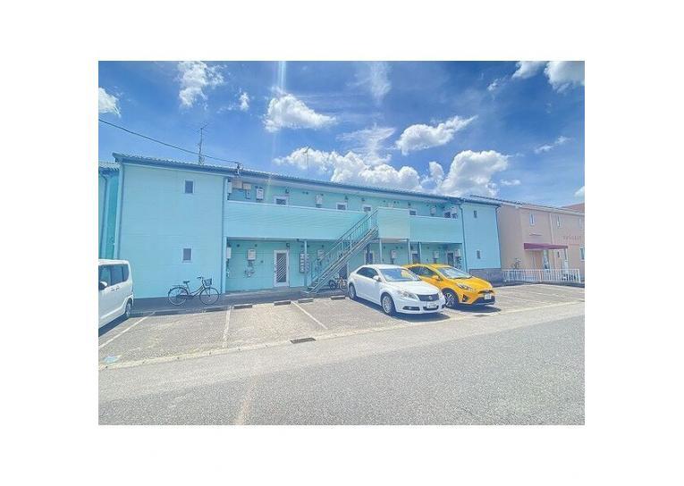 エブリワン西棟の外観