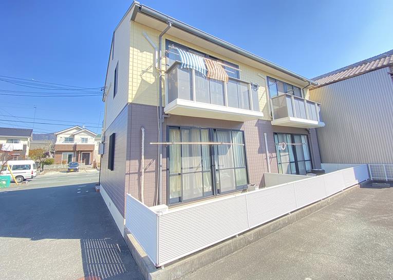 クレール八穂A棟の外観