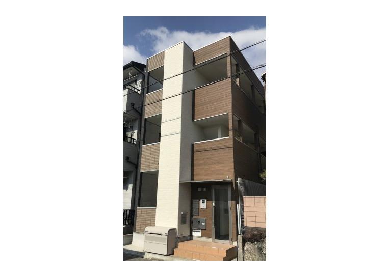 カーサルピナスティーアールの外観