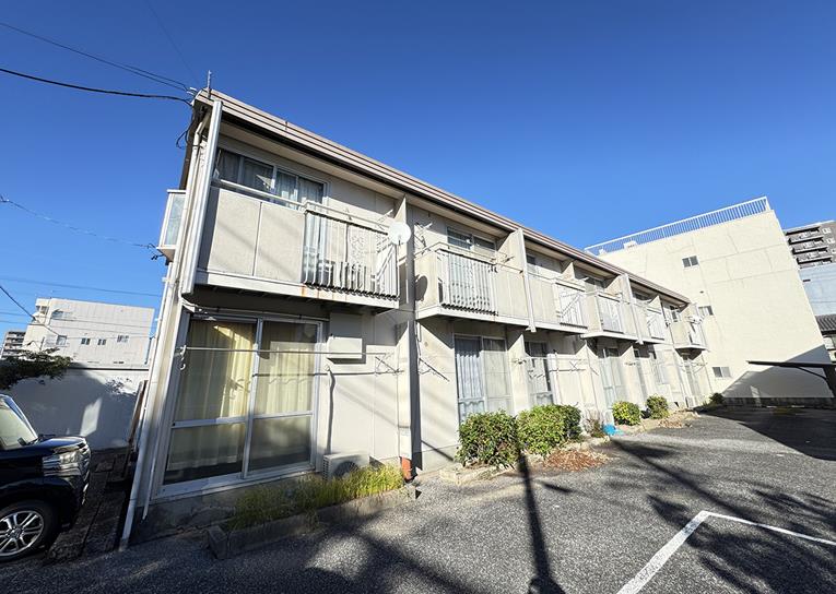 ホワイトコートの外観