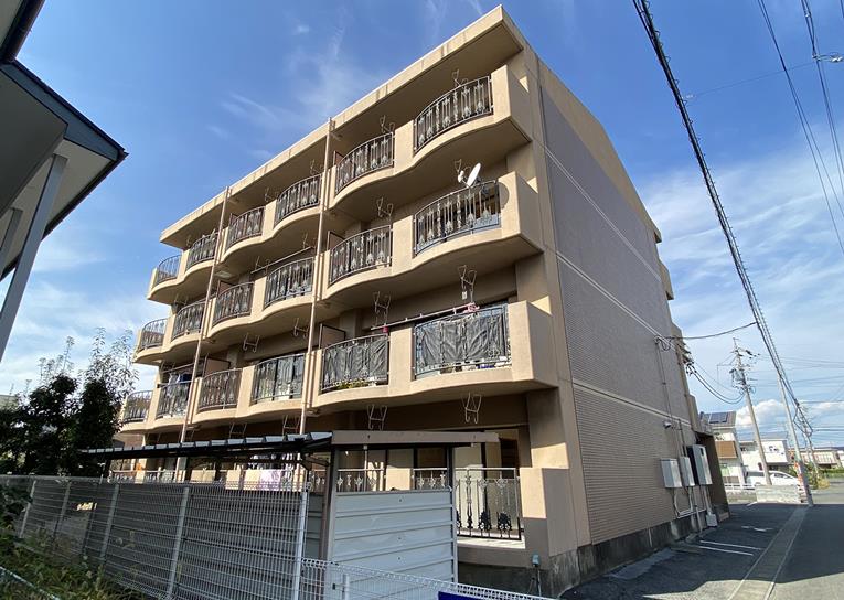 レジデンスAZUMAの外観