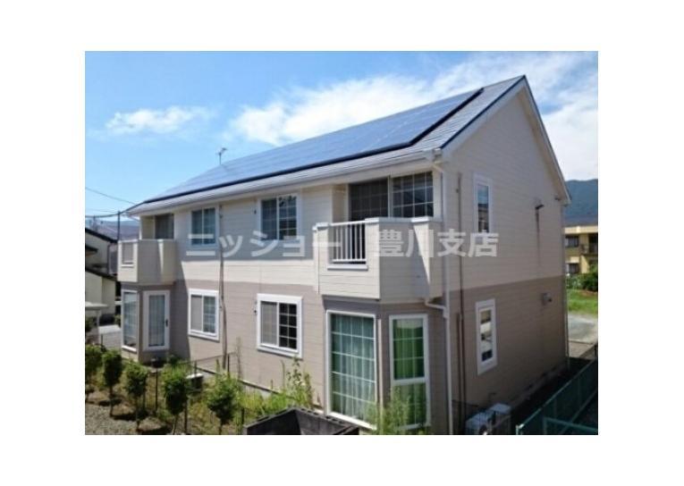 クレストール新城Cの外観