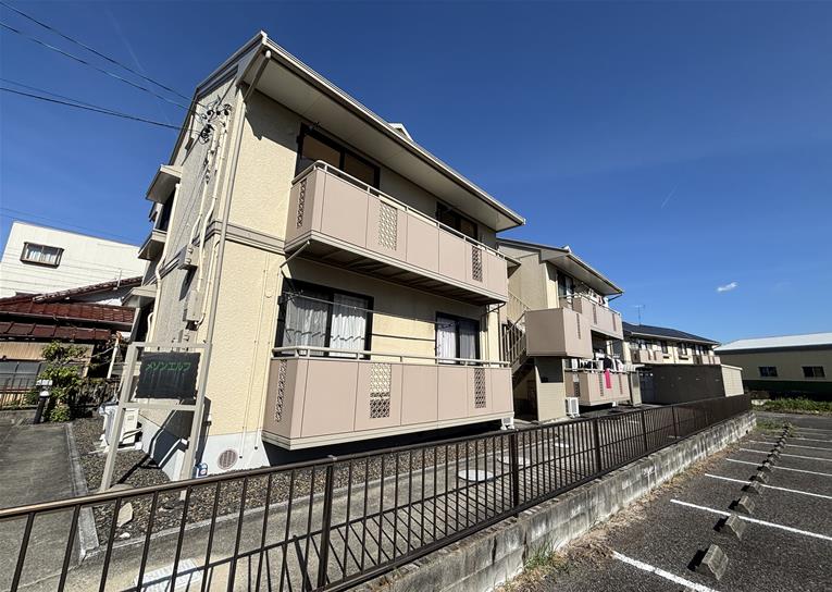 メゾンエルフ A棟の外観