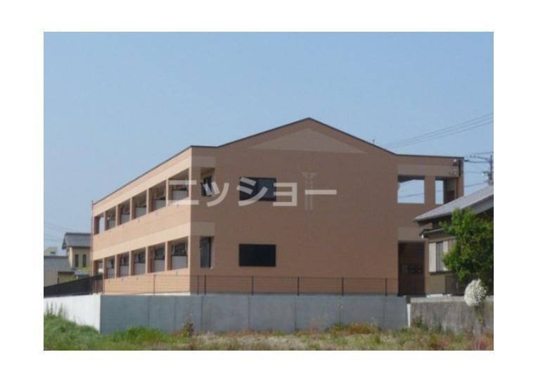 ルーラル中縄の外観