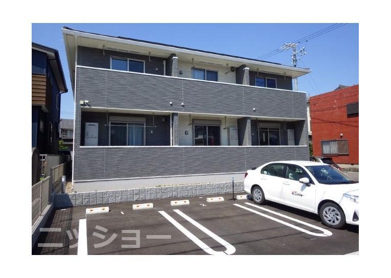 シャトワ宮後の外観