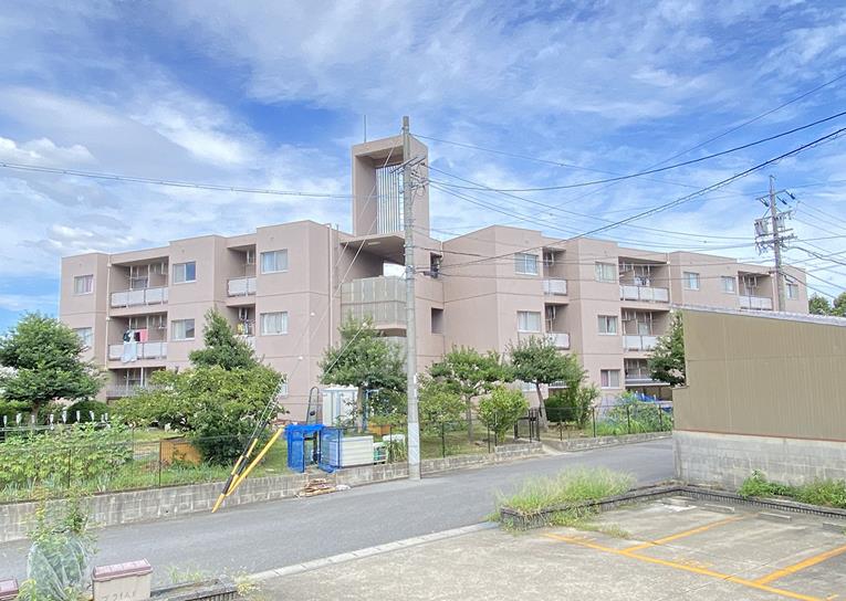 日の出マンションの外観