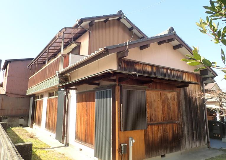 豊明市栄町貸家の外観