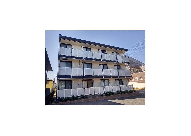 レオパレスオサダの外観