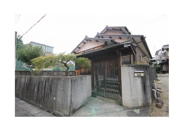 豊明市栄町貸家の外観