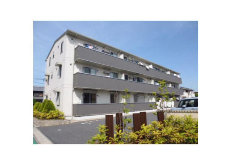 リビングタウン鈴鹿旭が丘 A棟の外観