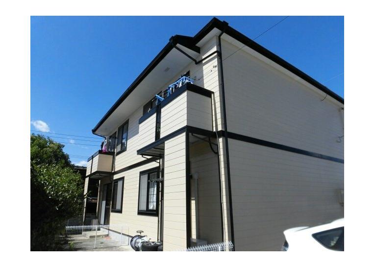 エイトゥリーズの外観