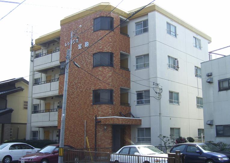 レジデンス柿沢の外観