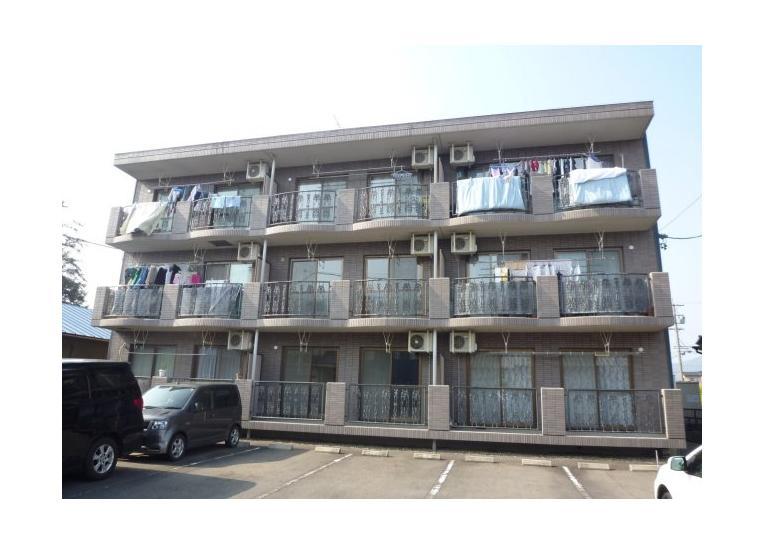 ファミールの外観