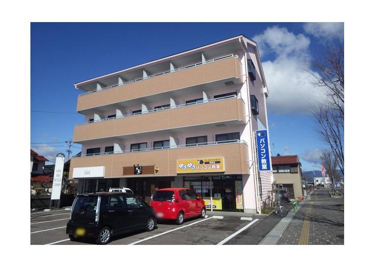 エレガンスみやもとの外観