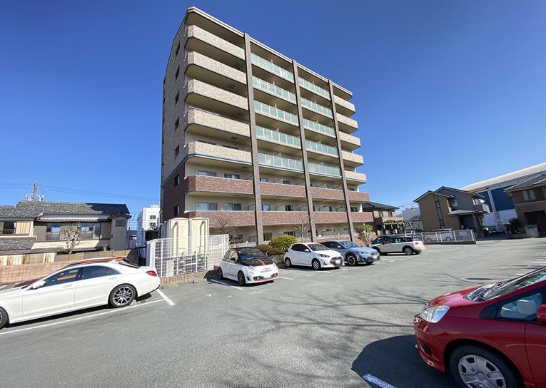 パークレジデンス河崎の外観