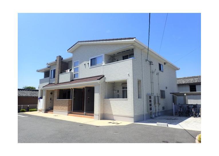 クレッセントムーンの外観