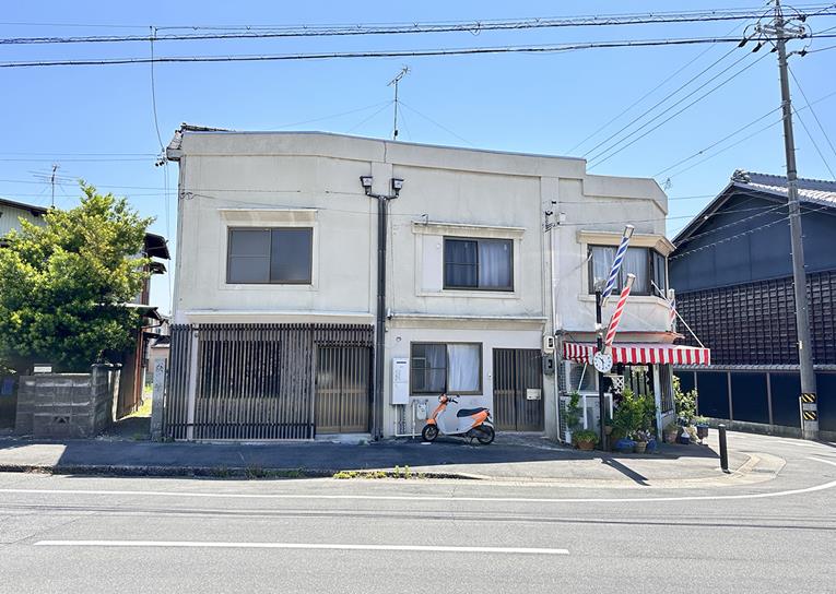 津島市本町5丁目貸家の外観