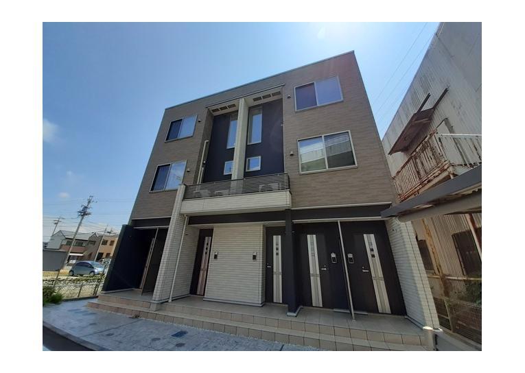 ラ・レコルトの外観