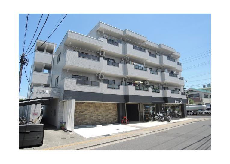 メゾン第三初島の外観